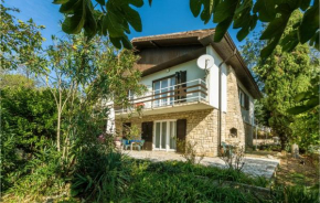 Awesome Apartment In Premantura With Wifi
